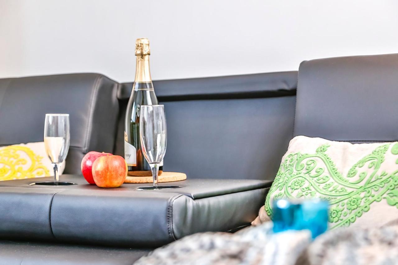 Ghat Apartments Montroig Σίτζες Εξωτερικό φωτογραφία