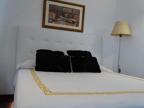 Ghat Apartments Montroig Σίτζες Εξωτερικό φωτογραφία